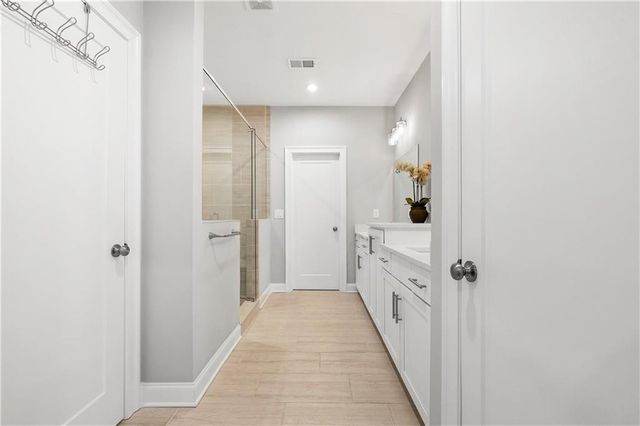1962 Attell Way, Decatur, GA 30033