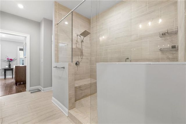 1962 Attell Way, Decatur, GA 30033