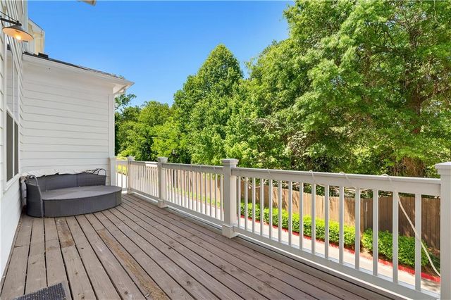 1962 Attell Way, Decatur, GA 30033