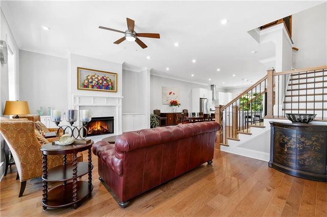 1962 Attell Way, Decatur, GA 30033