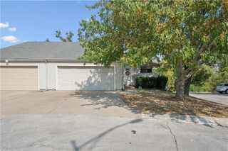 7046 N Askew Avenue, Gladstone, MO 64119