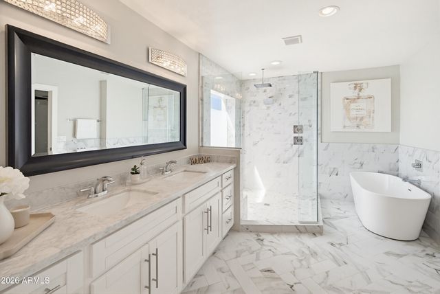 9402 N 83rd Court, Scottsdale, AZ 85258