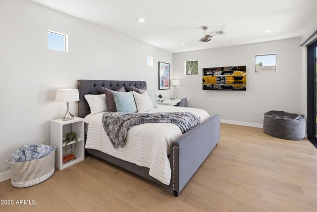 9402 N 83rd Court, Scottsdale, AZ 85258