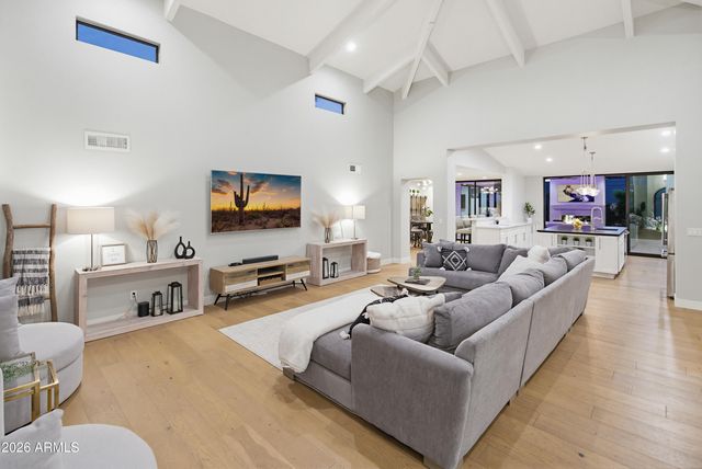 9402 N 83rd Court, Scottsdale, AZ 85258