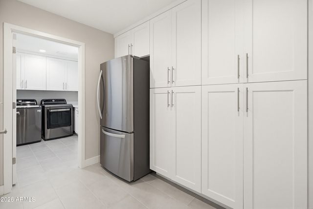 9402 N 83rd Court, Scottsdale, AZ 85258