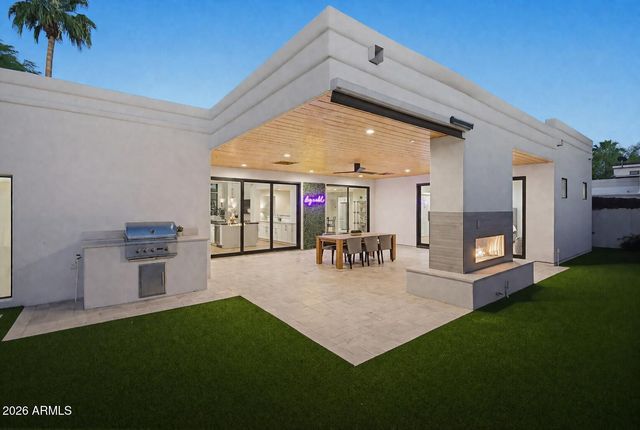 9402 N 83rd Court, Scottsdale, AZ 85258