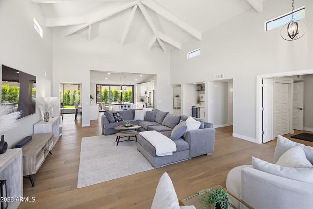 9402 N 83rd Court, Scottsdale, AZ 85258