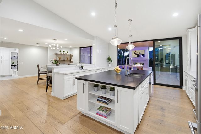 9402 N 83rd Court, Scottsdale, AZ 85258