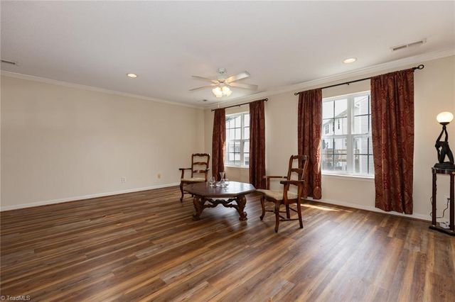 1 Dillingham Place, Greensboro, NC 27455
