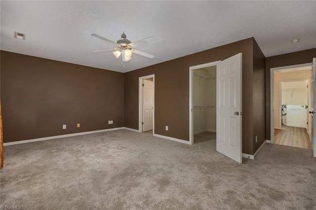 1 Dillingham Place, Greensboro, NC 27455