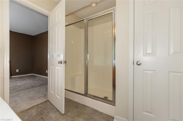 1 Dillingham Place, Greensboro, NC 27455