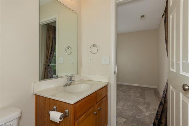 1 Dillingham Place, Greensboro, NC 27455