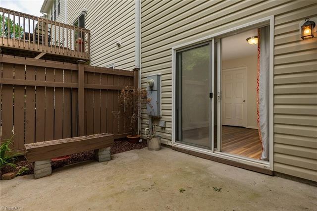 1 Dillingham Place, Greensboro, NC 27455