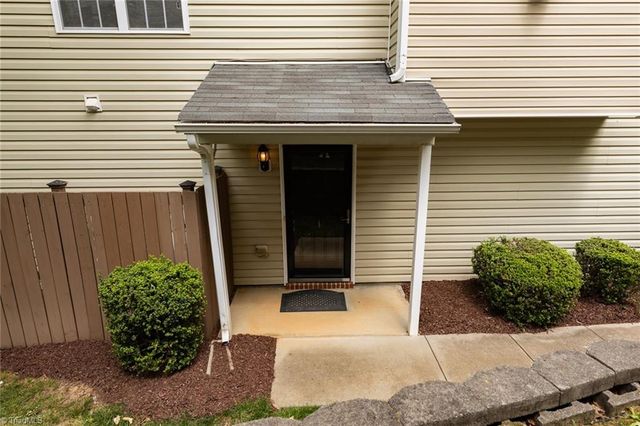 1 Dillingham Place, Greensboro, NC 27455