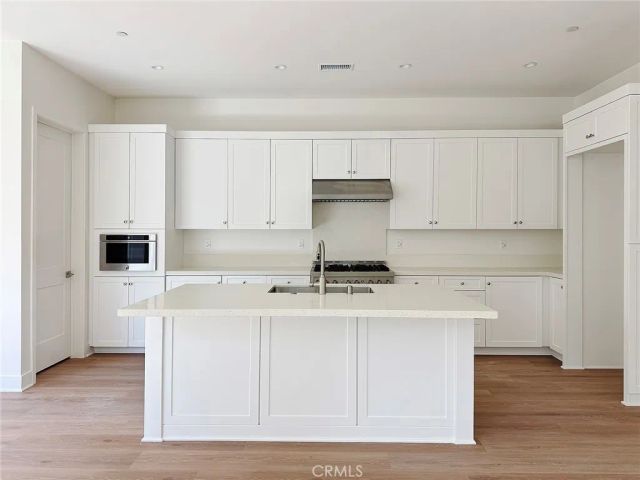 226 Maricopa, Irvine, CA 92618
