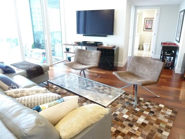 400 Alton Rd 905, Miami Beach, FL 33139