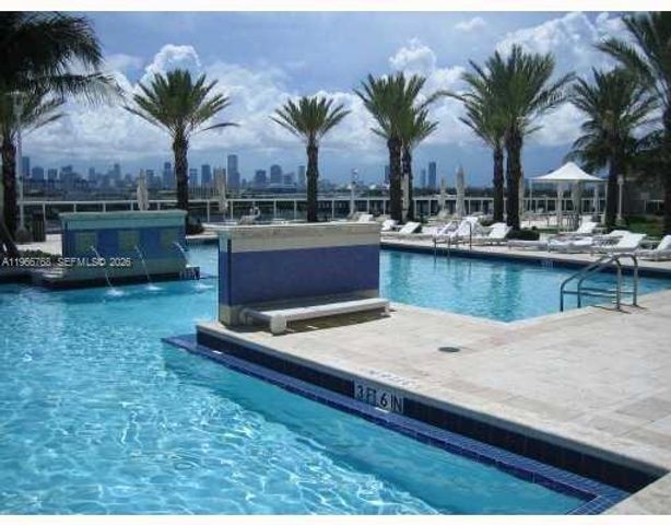 400 Alton Rd 905, Miami Beach, FL 33139