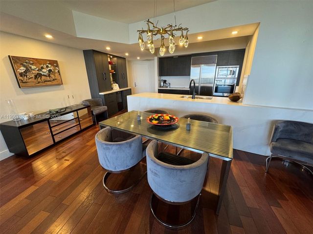 400 Alton Rd 905, Miami Beach, FL 33139