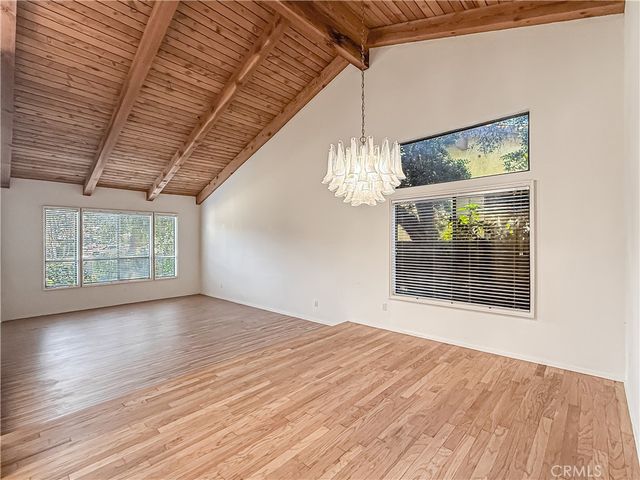 9201 Paso Robles, Northridge, CA 91325
