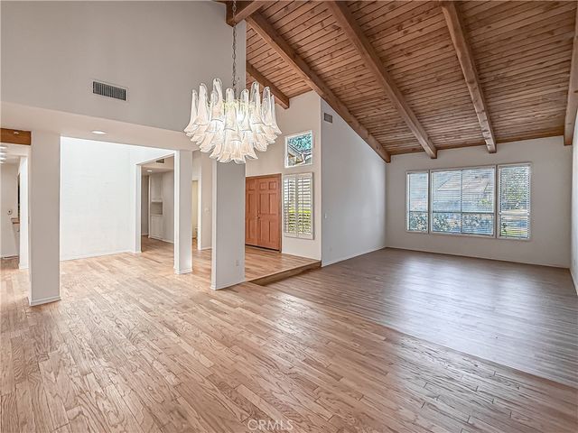 9201 Paso Robles, Northridge, CA 91325
