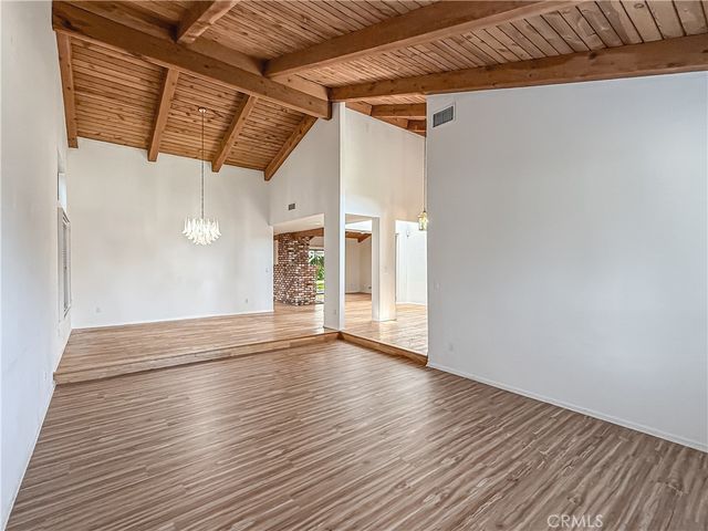 9201 Paso Robles, Northridge, CA 91325
