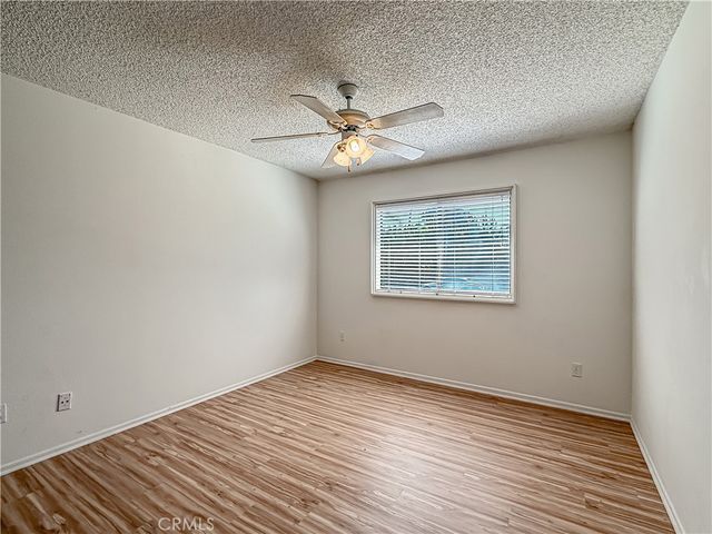 9201 Paso Robles, Northridge, CA 91325