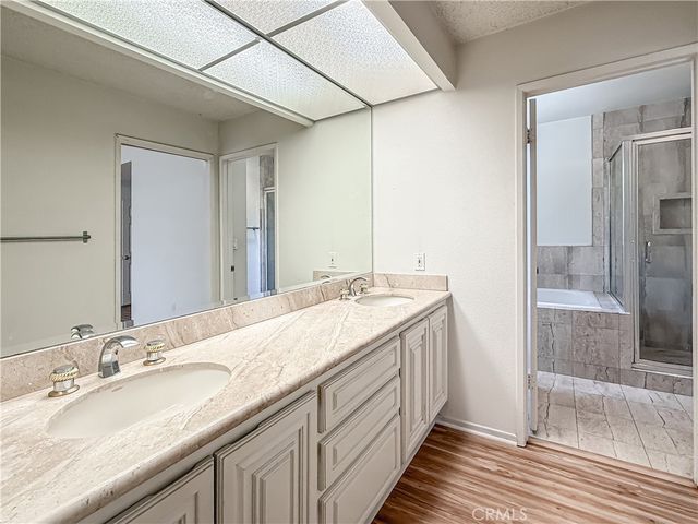 9201 Paso Robles, Northridge, CA 91325