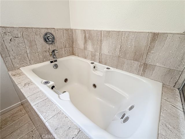 9201 Paso Robles, Northridge, CA 91325