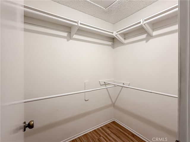 9201 Paso Robles, Northridge, CA 91325