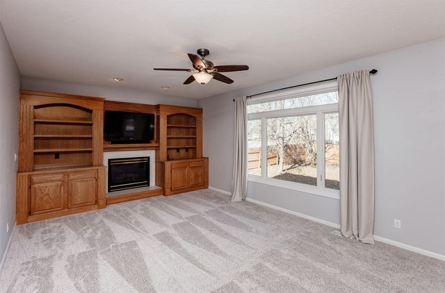 15475 Wildwood Drive, Clive, IA 50325