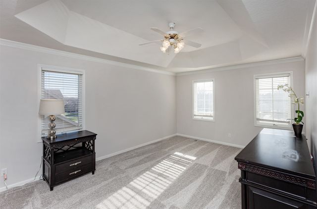 15475 Wildwood Drive, Clive, IA 50325