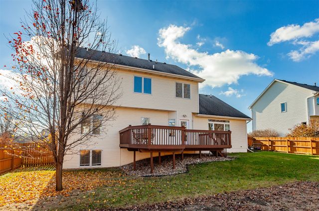 15475 Wildwood Drive, Clive, IA 50325