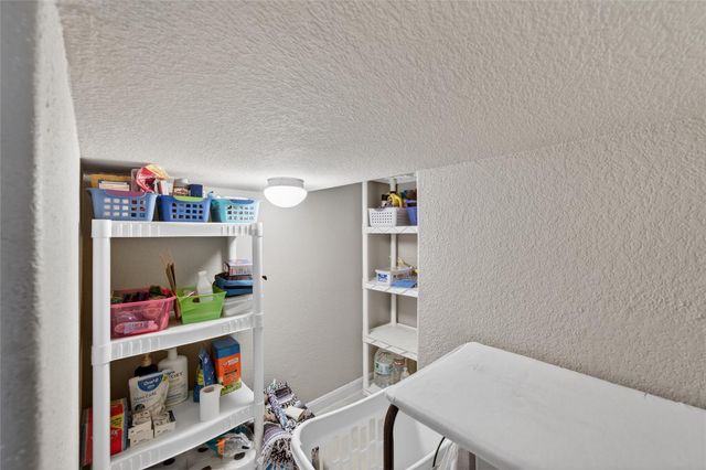 361 Lake Line Drive, Alvin, TX 77511