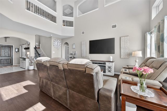 361 Lake Line Drive, Alvin, TX 77511