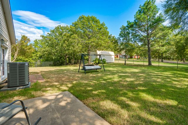 32 Jamestown Circle, Mcalester, OK 74501