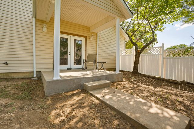 32 Jamestown Circle, Mcalester, OK 74501