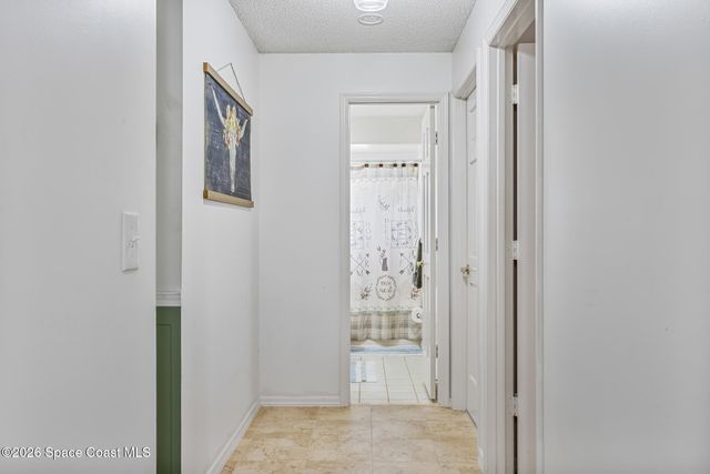 1467 Country Club Drive NE, Palm Bay, FL 32905