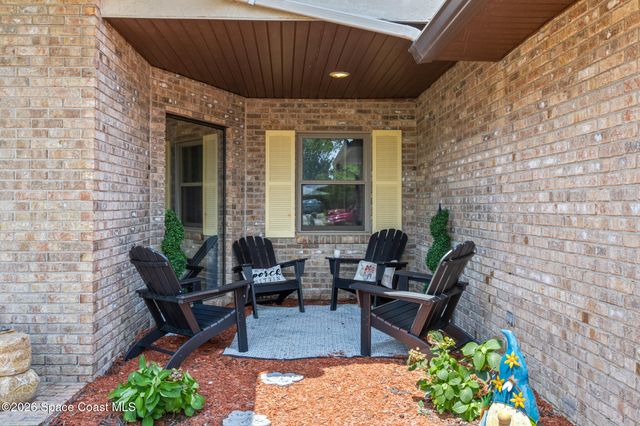 1467 Country Club Drive NE, Palm Bay, FL 32905