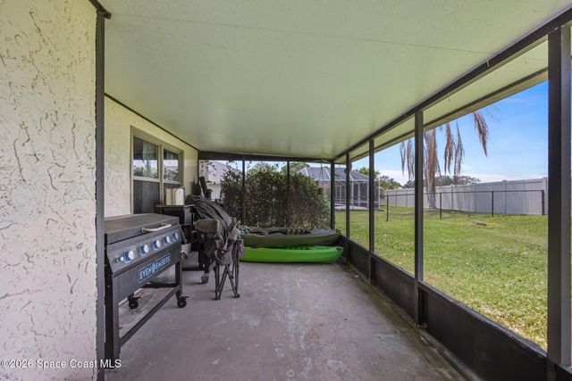 1467 Country Club Drive NE, Palm Bay, FL 32905