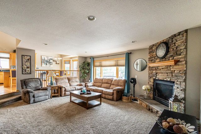 2448 160th Lane NE, Ham Lake, MN 55304