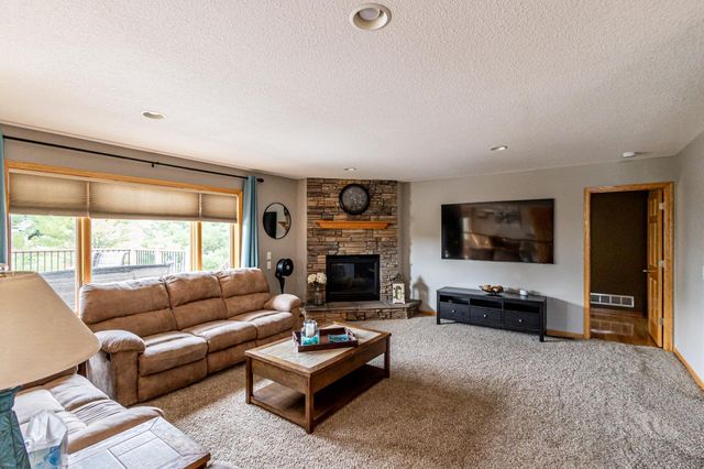 2448 160th Lane NE, Ham Lake, MN 55304