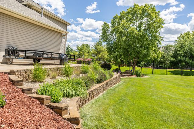 2448 160th Lane NE, Ham Lake, MN 55304