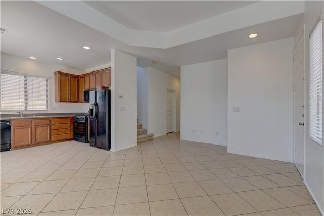 5536 Overlook Valley Street, North Las Vegas, NV 89081