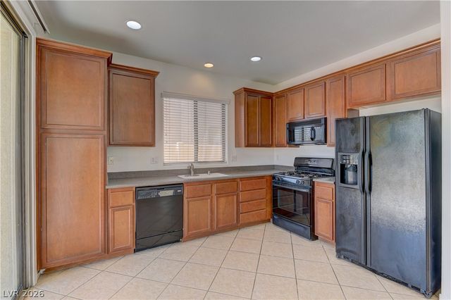 5536 Overlook Valley Street, North Las Vegas, NV 89081