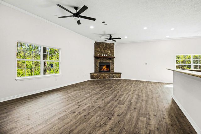 5236 Us Hwy 59 N, Livingston, TX 77351