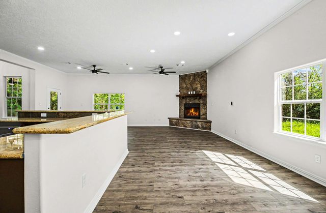 5236 Us Hwy 59 N, Livingston, TX 77351