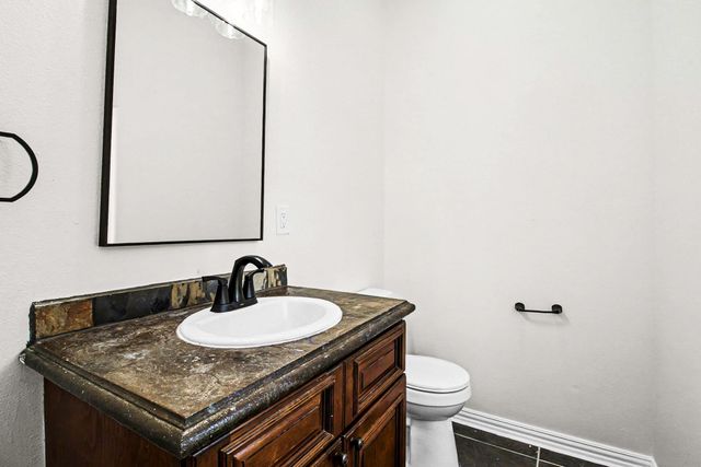 5236 Us Hwy 59 N, Livingston, TX 77351