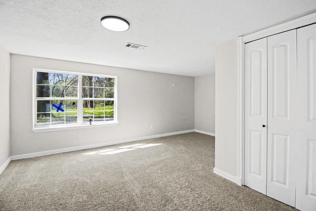 5236 Us Hwy 59 N, Livingston, TX 77351