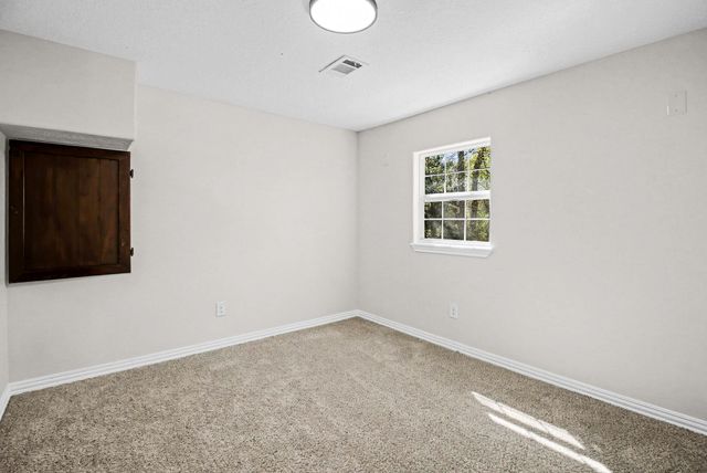 5236 Us Hwy 59 N, Livingston, TX 77351