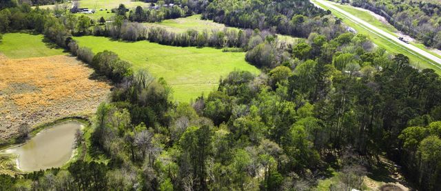 5236 Us Hwy 59 N, Livingston, TX 77351